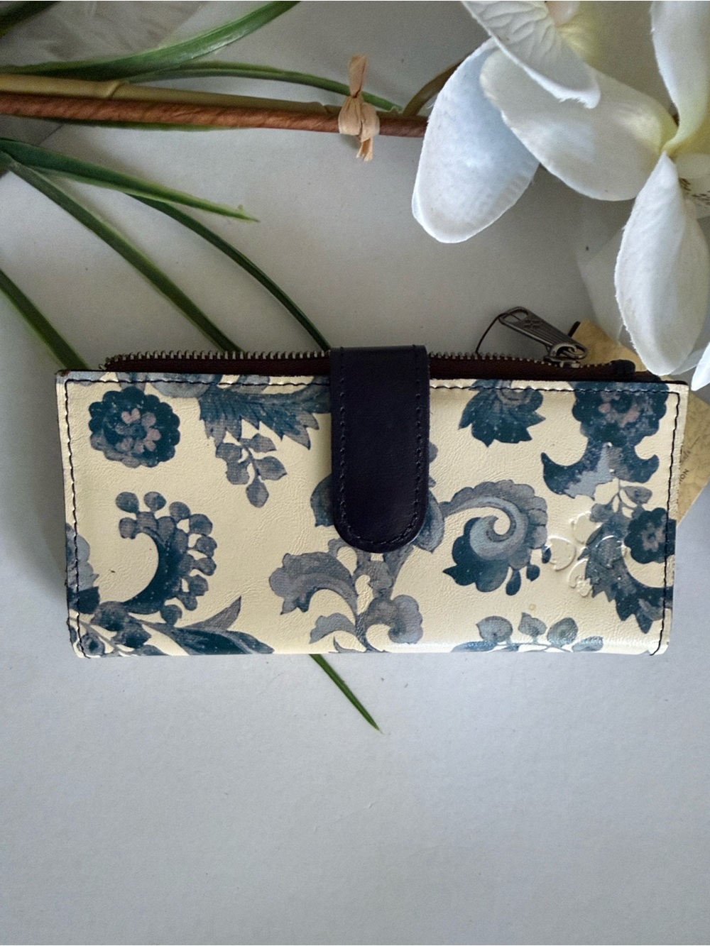 Patricia Nash Cream Wallet with Navy Floral Print